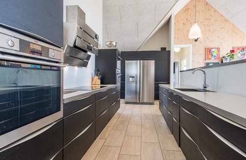 Blavand Strand House | 12 person holiday home in Blåvand