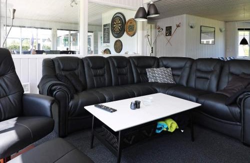 Nørre Hurup House | 12 person holiday home in Hadsund-By Traum