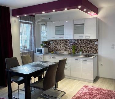 Cavnic Apartment | 12 RESIDENCE APARTMENT