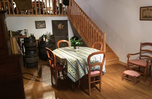 Anchenoncourt-et-Chazel House | 120 m² House ∙ 2 bedrooms ∙ 6 guests
