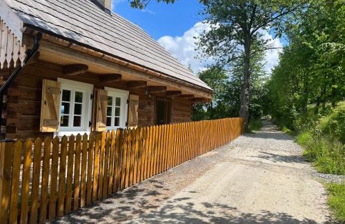 Swinna House | 120 letnia Chata w Górach z jacuzzi i sauną