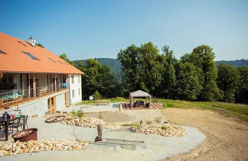 Clos du Doubs Apartment | 120 m² Apartment ∙ 2 bedrooms ∙ 6 guests