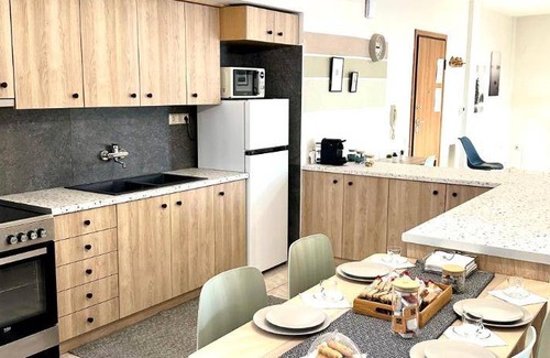 Spata-Artemida Apartment | 120 m² Apartment ∙ 2 bedrooms ∙ 6 guests
