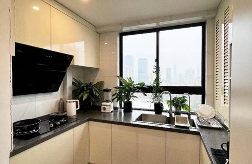 Huaihai Road Commercial Area Apartment | 120 m² Apartment ∙ 2 bedrooms ∙ 4 guests