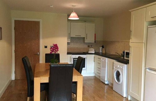 Portumna Apartment | 120 m² Apartment ∙ 3 bedrooms ∙ 13 guests