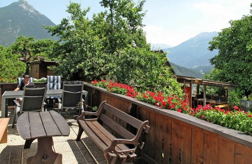 Imst Apartment | 120 m² Apartment ∙ 4 bedrooms ∙ 8 guests