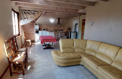 Plancher-Bas Apartment | 120 m² apartment in a quiet location close to Planche des Belles Filles