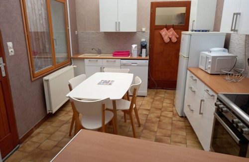 Valmunster House | 120 m² apartment - Valmunster near A4 freeway for 2 to 5 people