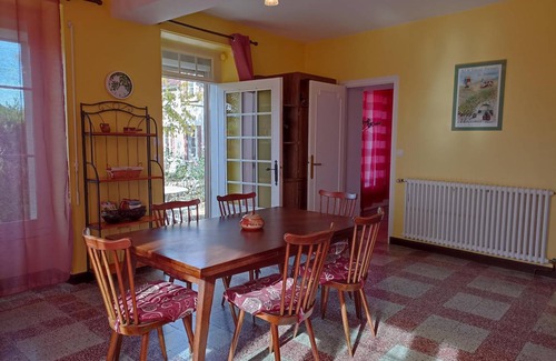 Molosmes Cottage | 120 m² Cabin ∙ 2 bedrooms ∙ 5 guests
