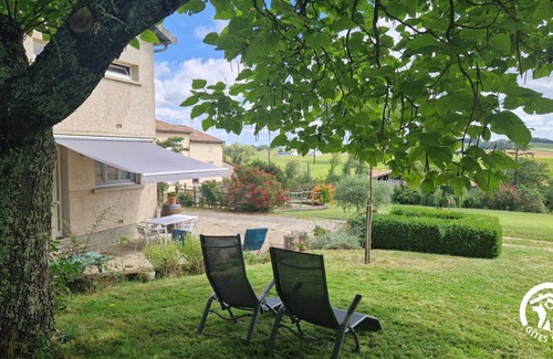 Cadalen House | 120 m² Gîte ∙ 3 bedrooms ∙ 6 guests