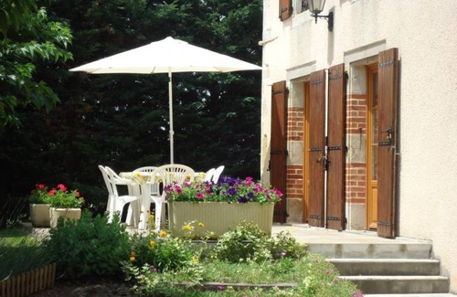 Lombers House | 120 m² Gîte ∙ 3 bedrooms ∙ 6 guests