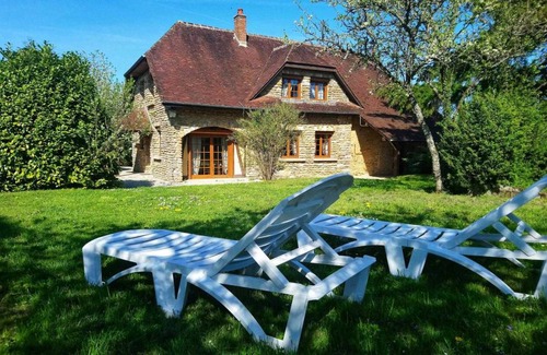 Bar-sur-Seine House | 120 m² Gîte ∙ 3 bedrooms ∙ 6 guests