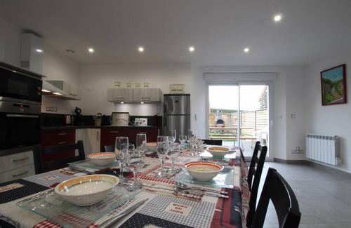 Le Mesnil House | 120 m² Gîte ∙ 4 bedrooms ∙ 6 guests