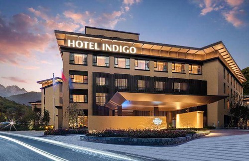 Jiuzhaigou Hotel | 120 m² Hotel ∙ 127 guests