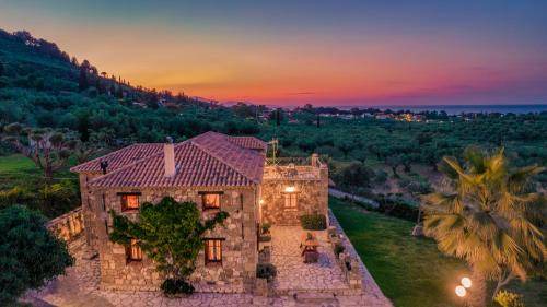 Ano Vasilikos House | 120 m² House ∙ 3 bedrooms ∙ 5 guests