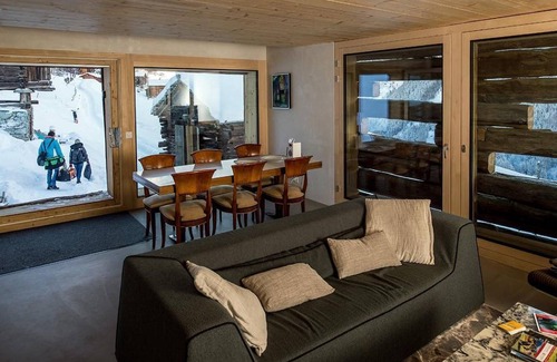 Evolene House | 120 m² House ∙ 3 bedrooms ∙ 12 guests