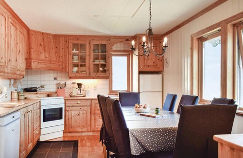 Hervik House | 120 m² House ∙ 4 bedrooms ∙ 10 guests