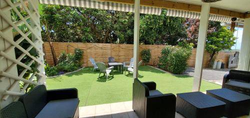 Sainte-Clotilde House | 120 m² House ∙ 5 bedrooms ∙ 10 guests