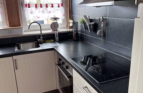 Schwarzenbruck Apartment | 120 sqm large, modern, well-located apartment with balcony