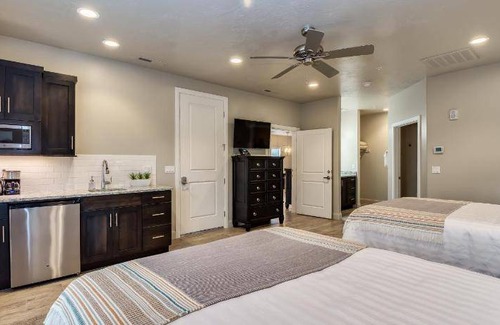 Zion National Park South Entrance House | 121 m² House ∙ 2 bedrooms ∙ 20 guests