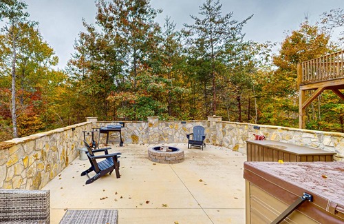 The Peaks at Lake Lure House | 121 m² House ∙ 2 bedrooms ∙ 5 guests