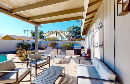 Paradise Valley Village House | 122 m² House ∙ 3 bedrooms ∙ 8 guests