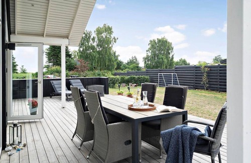 Saksild Strand House | 124 m² House ∙ 4 bedrooms ∙ 6 guests