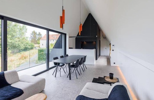 Sint-Laureins-Berchem Apartment | 125 m² Apartment ∙ 4 bedrooms ∙ 8 guests