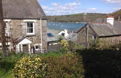 Polruan Cottage | 125 m² Cabin ∙ 4 bedrooms ∙ 7 guests