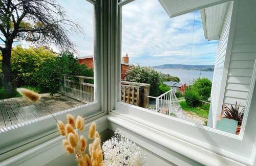 Lindisfarne House | 125 m² House ∙ 2 bedrooms ∙ 4 guests