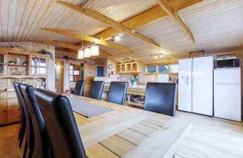 Blaskogabyggd House | 125 m² House ∙ 4 bedrooms ∙ 13 guests