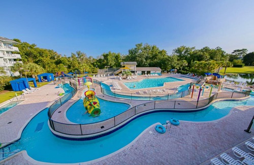 Litchfield by the Sea Condo | 126 m² Condo ∙ 3 bedrooms ∙ 8 guests