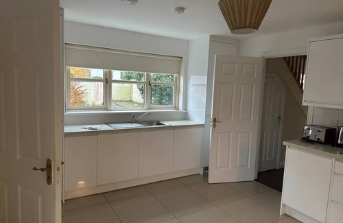 Newbridge House | 126 m² House ∙ 4 bedrooms ∙ 6 guests