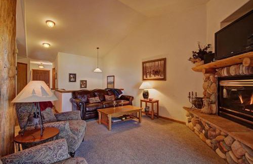 Dillon House | 127 Lookout Ridge Townhouse