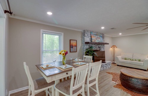 Greers Ferry House | 128 m² House ∙ 4 bedrooms ∙ 10 guests