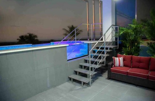 Montellano Villa | 12BR DeLuxe Villa: Infinity Pool, Jacuzzi, Billiard & Bar