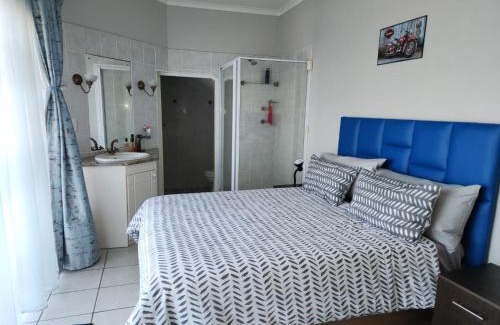 Manaba Beach Apartment | 13 on Collison