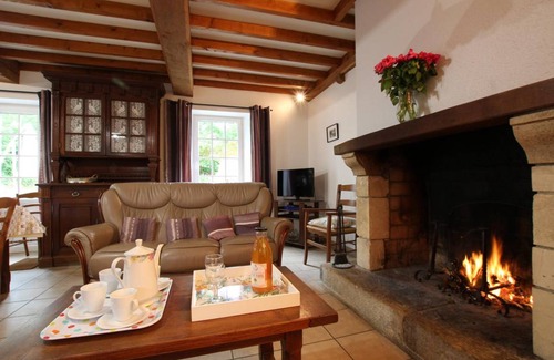 Saint-Christophe-du-Foc House | 130 m² Gîte ∙ 4 bedrooms ∙ 10 guests