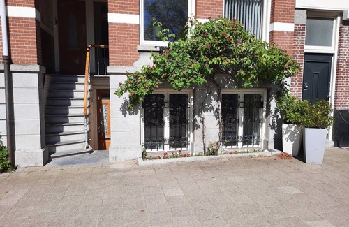 Weesperzijde Apartment | 130 m² Apartment ∙ 2 bedrooms ∙ 2 guests