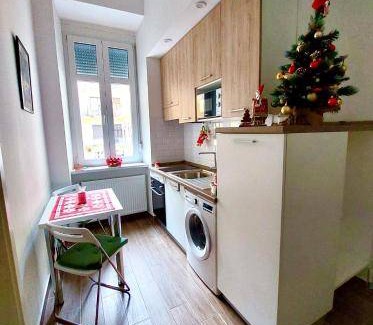 Belso-Ferencvaros Apartment | 130 m² Apartment ∙ 4 bedrooms ∙ 14 guests