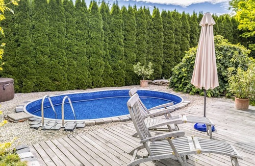 Lukavice Apartment | 130 m² Apartment ∙ 2 bedrooms ∙ 4 guests