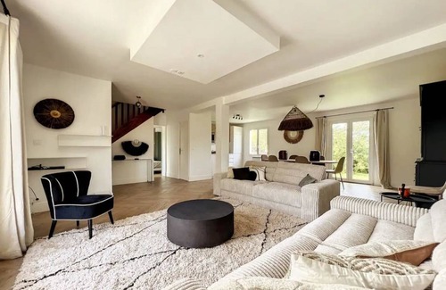 Hermanville-sur-Mer House | 130 m² House ∙ 3 bedrooms ∙ 6 guests