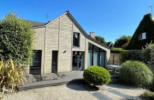 Saint-Briac-sur-Mer House | 130 m² House ∙ 4 bedrooms ∙ 8 guests
