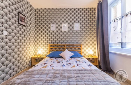 Saint-Pierre-Eglise House | 130 m² Gîte ∙ 4 bedrooms ∙ 12 guests
