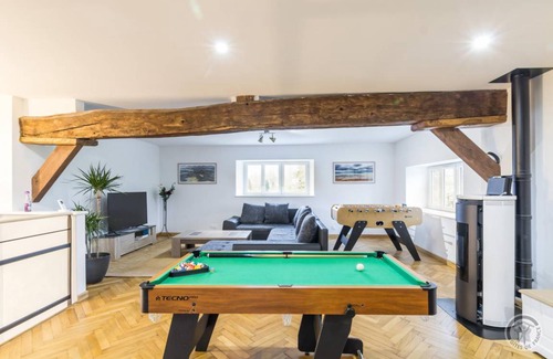 Plomb House | 130 m² Gîte ∙ 4 bedrooms ∙ 8 guests