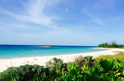 Governor's Harbour House | 130 m² House ∙ 3 bedrooms ∙ 6 guests