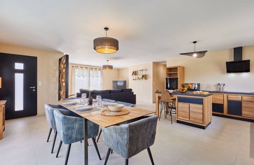 Agon-Coutainville House | 130 m² House ∙ 1 bedroom ∙ 6 guests