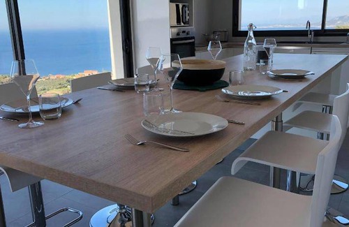 Calvi Villa | 130 m² Villa ∙ 3 bedrooms ∙ 6 guests
