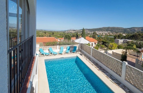 Orba Villa | 130 m² Villa ∙ 4 bedrooms ∙ 8 guests