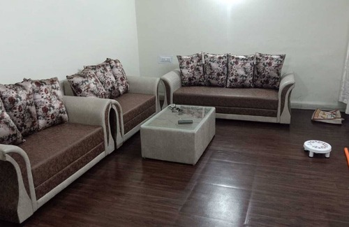 Indore Apartment | 1300 s.fit full independent flat at mid of city with all amenities